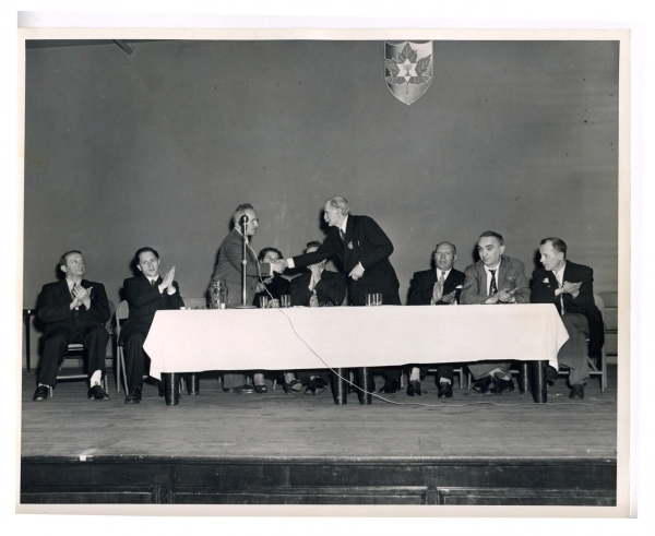 Melech Ravitch – Résidence